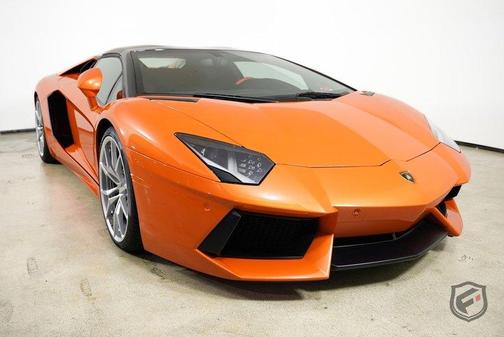 2014 Lamborghini Aventador LP700-4