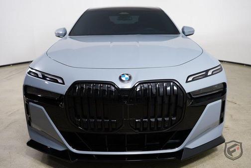 Gray Metallic 2023 BMW 740 i
