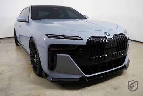 Gray Metallic 2023 BMW 740 i