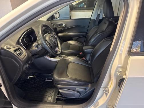 2017 Jeep New Compass Latitude