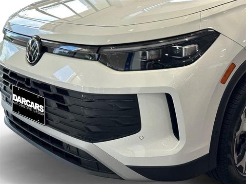 2025 Volkswagen Tiguan 2.0T SE 4MOTION