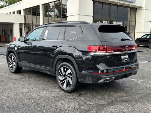 2025 Volkswagen Atlas 2.0T SE w/Technology 4MOTION