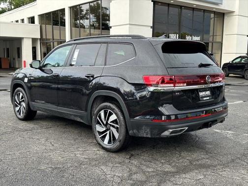 2025 Volkswagen Atlas 2.0T SE w/Technology 4MOTION