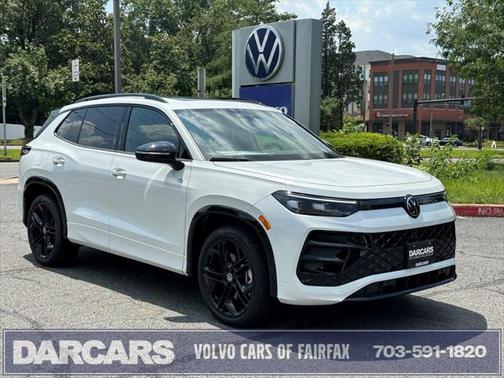 2025 Volkswagen Tiguan 2.0T SE R-Line Black 4MOTION