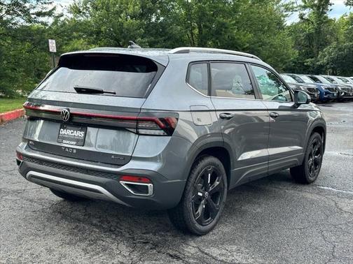 2025 Volkswagen Taos 1.5T SEL