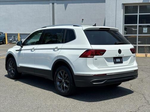 2022 Volkswagen Tiguan 2.0T SE 4MOTION