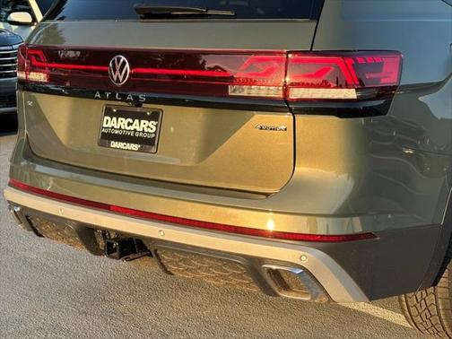 2025 Volkswagen Atlas 2.0T Peak Edition