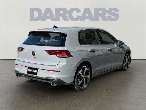 2026 Volkswagen Golf GTI 2.0T SE DSG