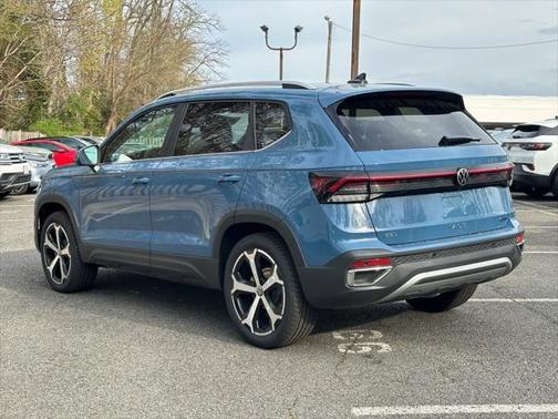 2025 Volkswagen Taos 1.5T SEL