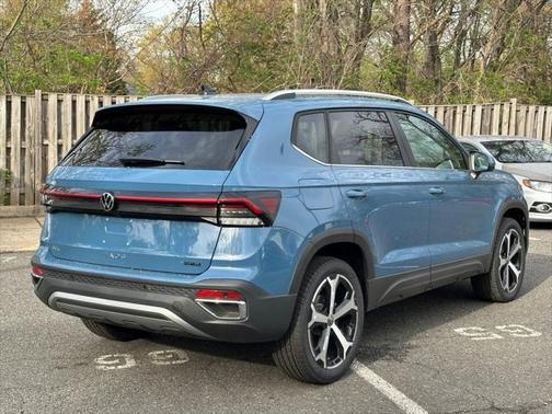 2025 Volkswagen Taos 1.5T SEL