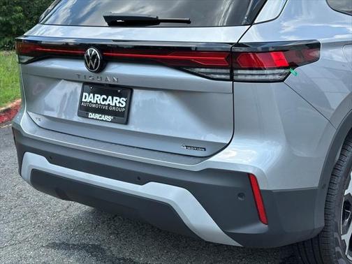 2025 Volkswagen Tiguan 2.0T SE 4MOTION