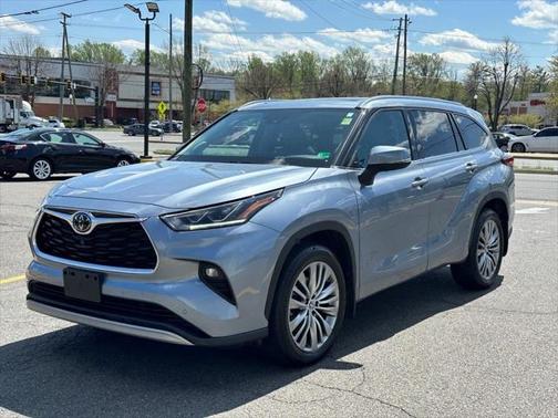 2021 Toyota Highlander Platinum