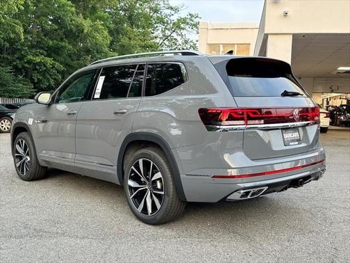 2025 Volkswagen Atlas 2.0T SEL Premium R-Line 4MOTION