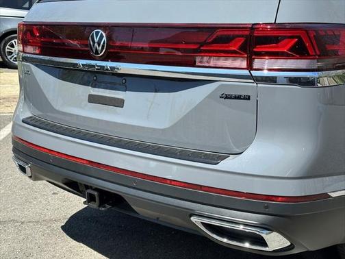 2025 Volkswagen Atlas 2.0T SEL