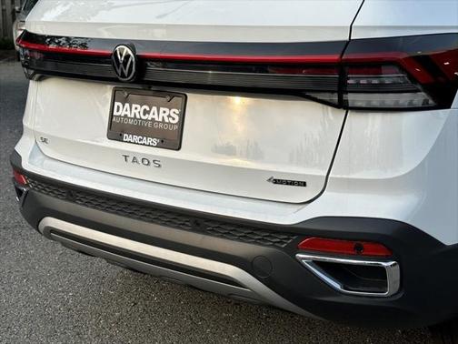 2025 Volkswagen Taos 1.5T SE