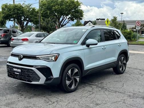 2025 Volkswagen Taos 1.5T SE