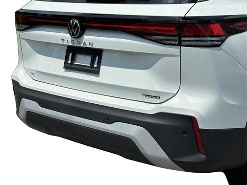 2025 Volkswagen Tiguan 2.0T SE 4MOTION