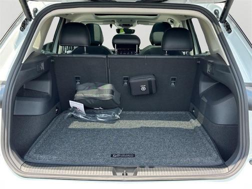 2025 Volkswagen Tiguan 2.0T SE 4MOTION