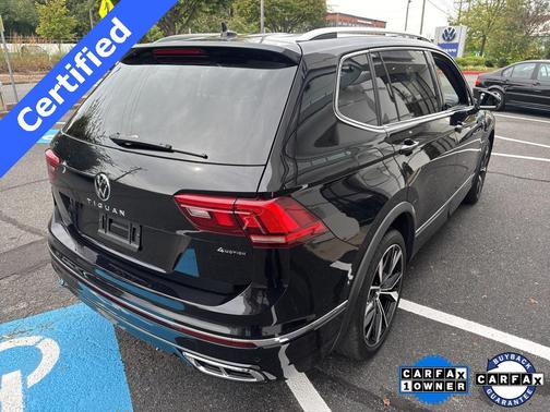 2022 Volkswagen Tiguan 2.0T SEL R-Line 4MOTION
