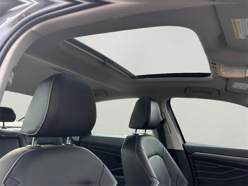 2022 Volkswagen Jetta 1.5T SEL