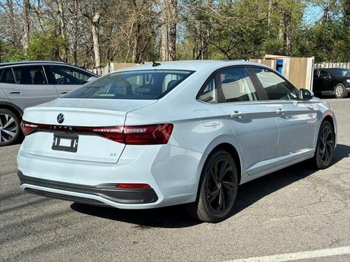 2025 Volkswagen Jetta 1.5T SE