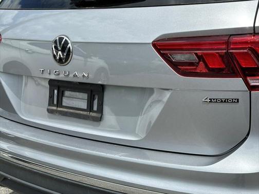 2022 Volkswagen Tiguan 2.0T SE 4MOTION