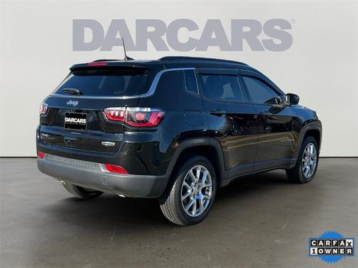 2023 Jeep Compass Latitude Lux