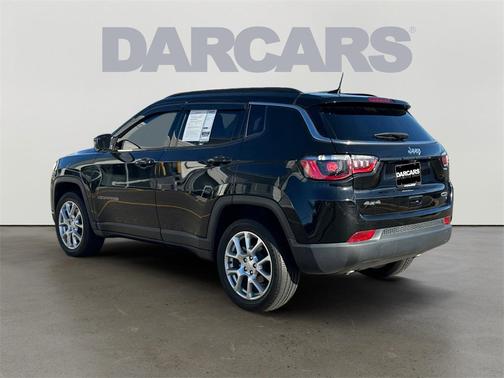 2023 Jeep Compass Latitude Lux