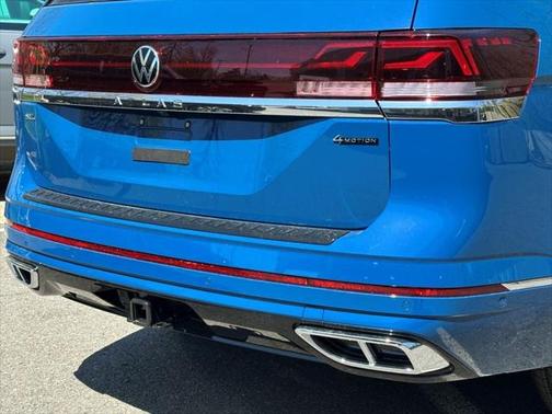 2025 Volkswagen Atlas 2.0T SEL Premium R-Line 4MOTION