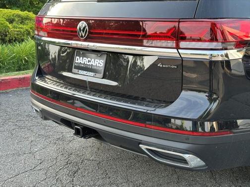 2025 Volkswagen Atlas 2.0T SE w/Technology 4MOTION