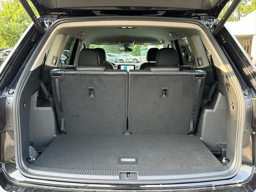 2025 Volkswagen Atlas 2.0T SE w/Technology 4MOTION