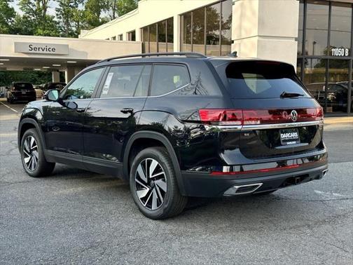 2025 Volkswagen Atlas 2.0T SE w/Technology 4MOTION