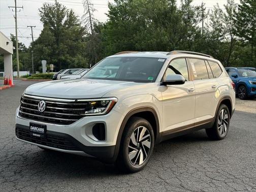 2025 Volkswagen Atlas 2.0T SE w/Technology 4MOTION