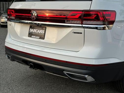 2025 Volkswagen Atlas 2.0T SE w/Technology 4MOTION
