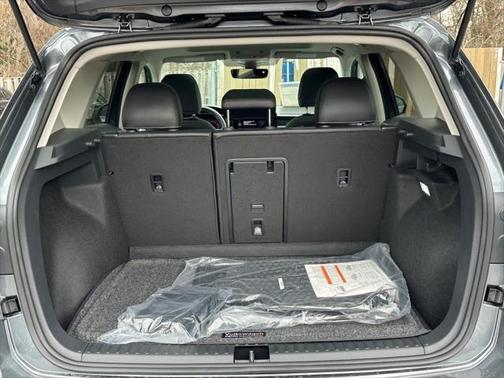 2025 Volkswagen Taos 1.5T SEL