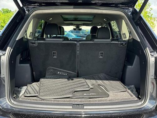 2022 Volkswagen Atlas 3.6L SEL Premium