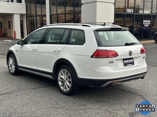 2018 Volkswagen Golf Alltrack TSI S