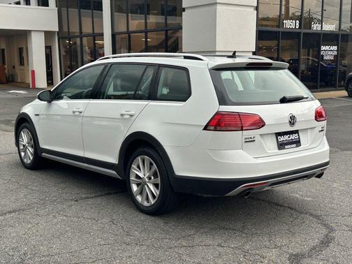 2018 Volkswagen Golf Alltrack TSI S