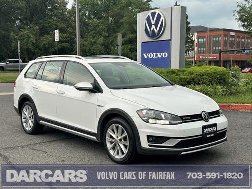 2018 Volkswagen Golf Alltrack TSI S