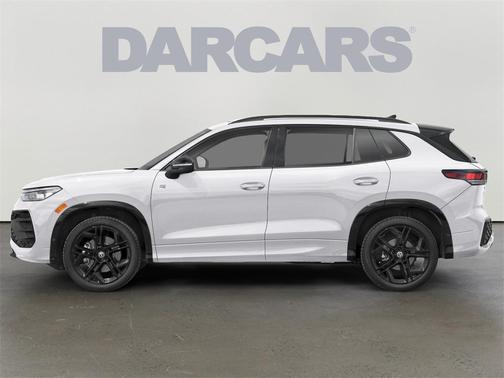 2025 Volkswagen Tiguan 2.0T SE R-Line Black 4MOTION