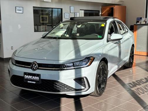 2025 Volkswagen Jetta 1.5T SE