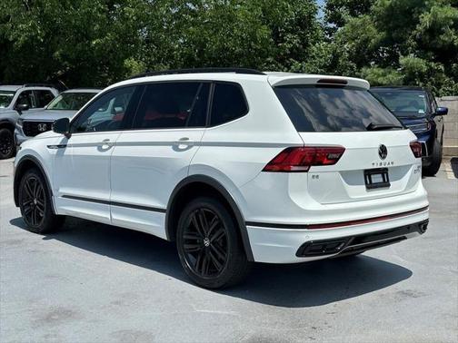 2022 Volkswagen Tiguan 2.0T SE R-Line Black 4MOTION