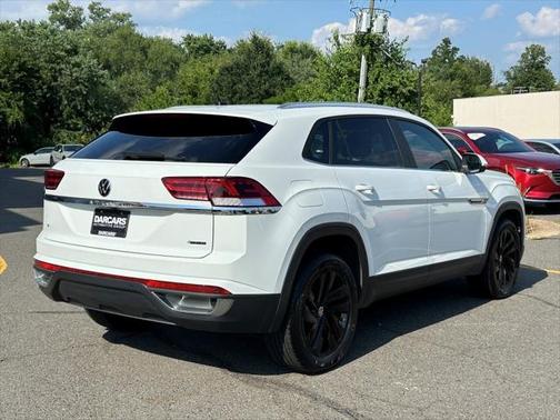 2023 Volkswagen Atlas Cross Sport 2.0T SE w/Technology 4MOTION