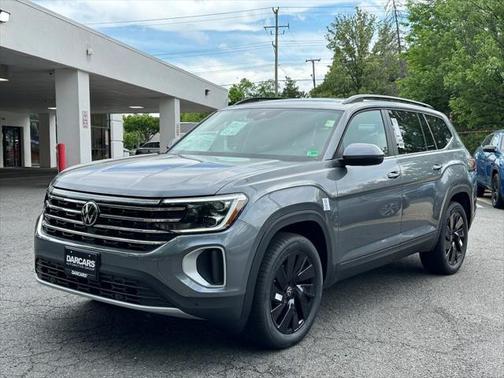 2025 Volkswagen Atlas 2.0T SE w/Technology 4MOTION