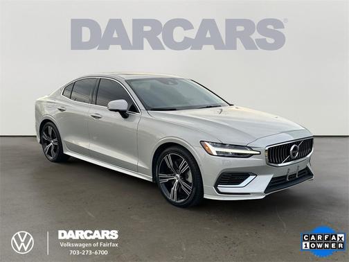 2022 Volvo S60 Recharge Plug-In Hybrid T8 Inscription