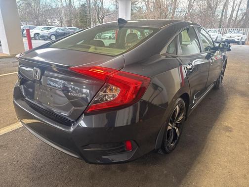 2018 Honda Civic Touring