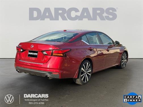 2022 Nissan Altima SR FWD