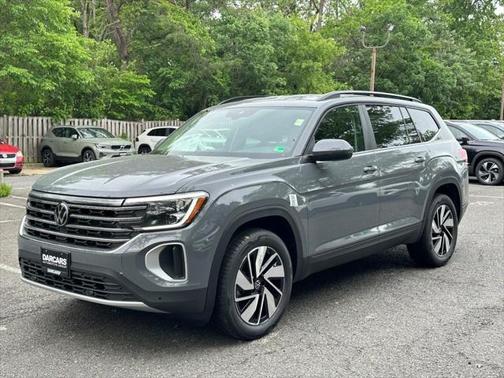 2025 Volkswagen Atlas 2.0T SE w/Technology 4MOTION