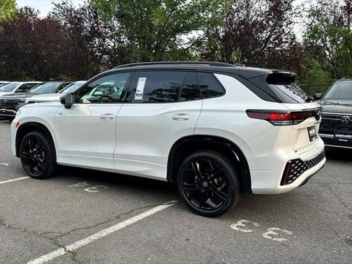 2025 Volkswagen Tiguan 2.0T SE R-Line Black 4MOTION