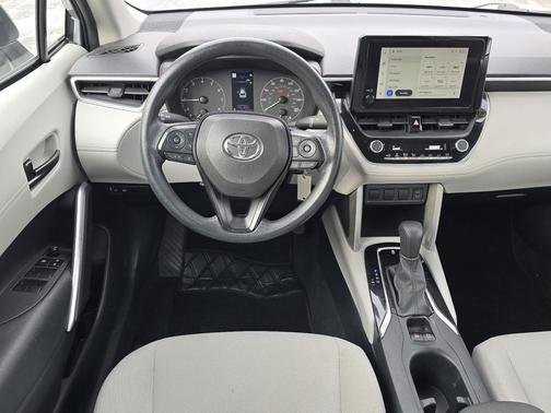 2024 Toyota Corolla Cross L